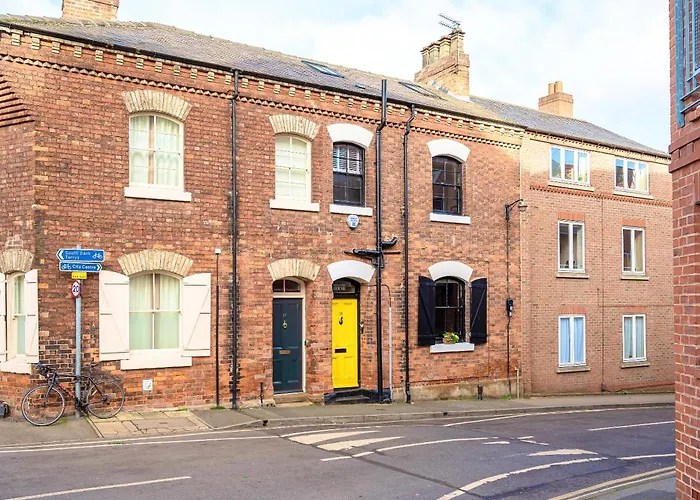 Central York Menagerie House Walk Score 98